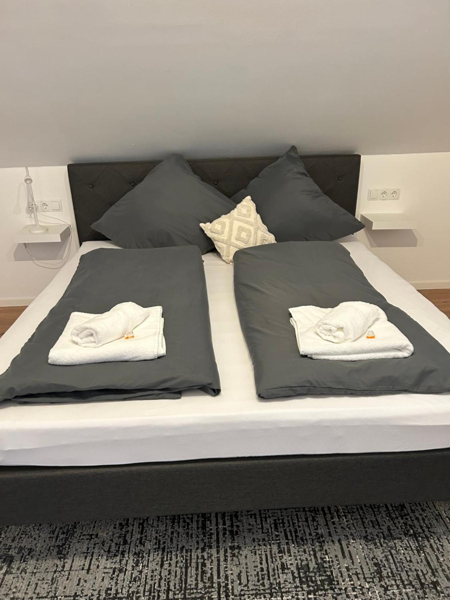 Allgaeu Zimmer Leandi Memmingen Eksteriør bilde